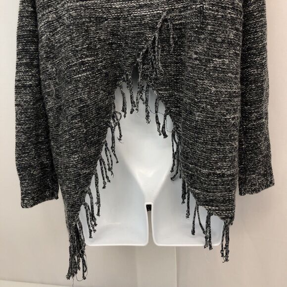 VINTAGE HAVANA Anthropologie Size M Gray Black White Knit Soma V Back Fringe - Picture 10 of 11